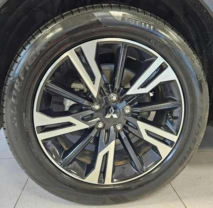 MITSUBISHI-ECLIPSE CROSS-1.5 MIVEC TURBO GASOLINA HPE CVT MITSUBISHI-ECLIPSE CROSS-2023