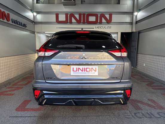 MITSUBISHI-ECLIPSE CROSS-1.5 MIVEC TURBO GASOLINA HPE-S BLACK S-AWC CVT MITSUBISHI-ECLIPSE CROSS-2025