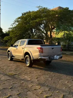 MITSUBISHI-L200 TRITON-2022