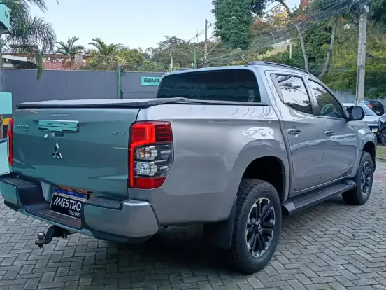 MITSUBISHI-L200 TRITON-2.4 16V TURBO DIESEL SPORT HPE CD 4P 4X4 AUTOMÁTICO MITSUBISHI-L200 TRITON-2024