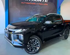 MITSUBISHI L200 TRITON 2.4 16V TURBO DIESEL SPORT HPE-S CD 4P 4X4 AUTOMÁTICO MITSUBISHI L200 TRITON 2.4 16V TURBO DIESEL SPORT HPE-S CD 4P 4X4 AUTOMÁTICO