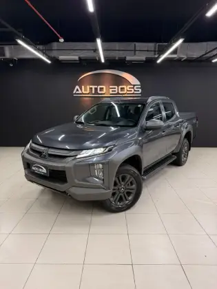 MITSUBISHI L200 TRITON 2.4 16V TURBO DIESEL SPORT OUTDOOR GLS CD 4P 4X4 AUTOMÁTICO