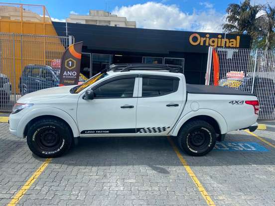MITSUBISHI-L200 TRITON-2022