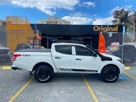 MITSUBISHI-L200 TRITON-2022