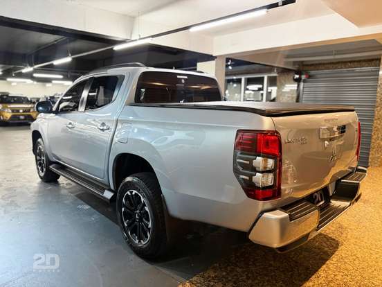 MITSUBISHI-L200 TRITON-2023