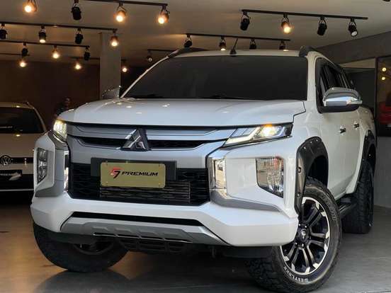 MITSUBISHI-L200 TRITON-2.4 16V TURBO DIESEL SPORT HPE CD 4P 4X4 AUTOMÁTICO MITSUBISHI-L200 TRITON-2023