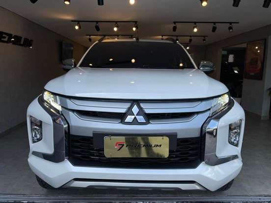 MITSUBISHI-L200 TRITON-2023
