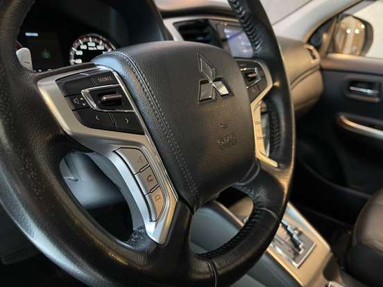 MITSUBISHI-L200 TRITON-2023