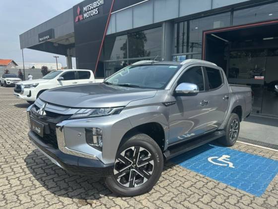 MITSUBISHI L200 TRITON 2.4 16V TURBO DIESEL SPORT HPE-S CD 4P 4X4 AUTOMÁTICO