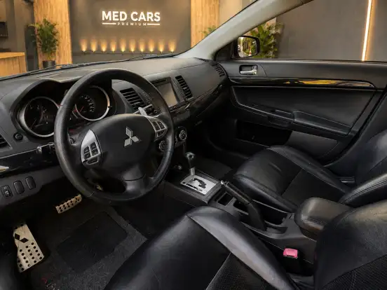 MITSUBISHI-LANCER-2.0 16V GASOLINA 4P AUTOMÁTICO MITSUBISHI-LANCER-2012