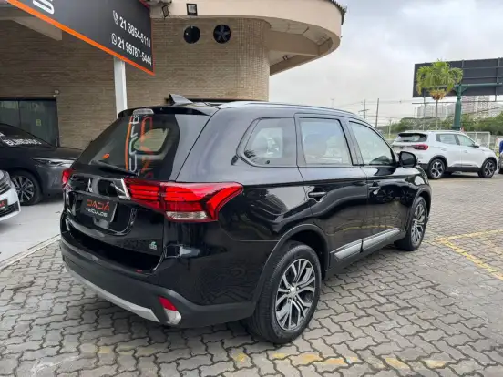 MITSUBISHI-OUTLANDER-2.0 16V GASOLINA 4P AUTOMÁTICO MITSUBISHI-OUTLANDER-2016