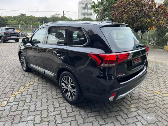 MITSUBISHI-OUTLANDER-2.0 16V GASOLINA 4P AUTOMÁTICO MITSUBISHI-OUTLANDER-2016