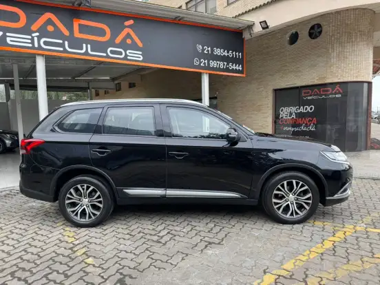MITSUBISHI-OUTLANDER-2.0 16V GASOLINA 4P AUTOMÁTICO MITSUBISHI-OUTLANDER-2016