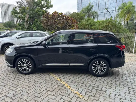 MITSUBISHI-OUTLANDER-2.0 16V GASOLINA 4P AUTOMÁTICO MITSUBISHI-OUTLANDER-2016