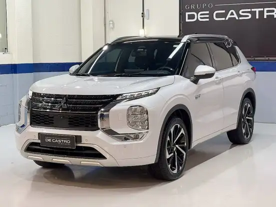 MITSUBISHI-OUTLANDER-2.4 PHEV SIGNATURE S-AWC DHT MITSUBISHI-OUTLANDER-2025