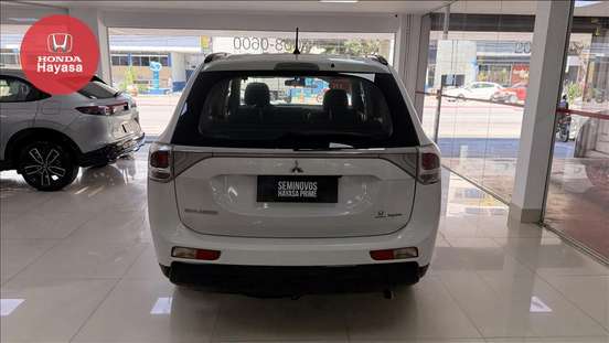 MITSUBISHI-OUTLANDER-2.0 16V GASOLINA 4P AUTOMÁTICO MITSUBISHI-OUTLANDER-2014