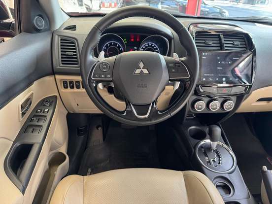 MITSUBISHI-OUTLANDER-2.0 MIVEC GASOLINA HPE AUTOMÁTICO MITSUBISHI-OUTLANDER-2021