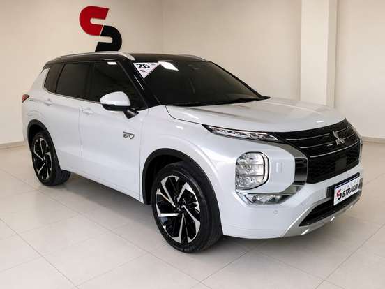 MITSUBISHI-OUTLANDER-2025