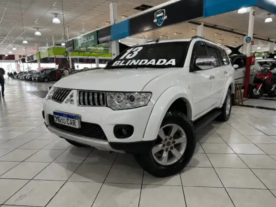 MITSUBISHI-PAJERO DAKAR-2012