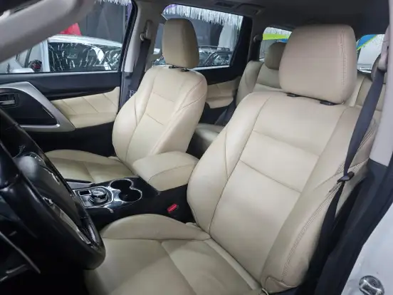 MITSUBISHI-PAJERO SPORT-2020