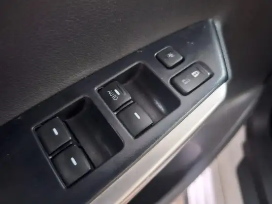 MITSUBISHI-PAJERO SPORT-2020