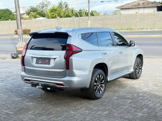 MITSUBISHI-PAJERO SPORT-2.4 16V MIVEC TURBO DIESEL HPE AWD AUTOMÁTICO MITSUBISHI-PAJERO SPORT-2022