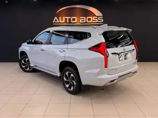 MITSUBISHI-PAJERO SPORT-2.4 16V MIVEC TURBO DIESEL HPE AWD AUTOMÁTICO MITSUBISHI-PAJERO SPORT-2024