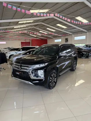MITSUBISHI PAJERO SPORT 2.4 16V MIVEC TURBO DIESEL HPE AWD AUTOMÁTICO