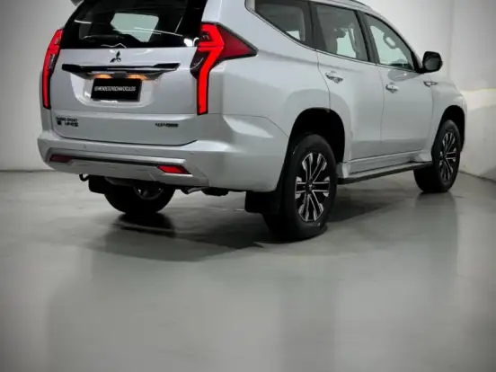 MITSUBISHI-PAJERO SPORT-2.4 16V MIVEC TURBO DIESEL HPE-S AWD AUTOMÁTICO MITSUBISHI-PAJERO SPORT-2024