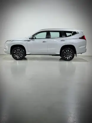 MITSUBISHI-PAJERO SPORT-2024