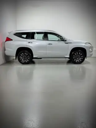 MITSUBISHI-PAJERO SPORT-2024