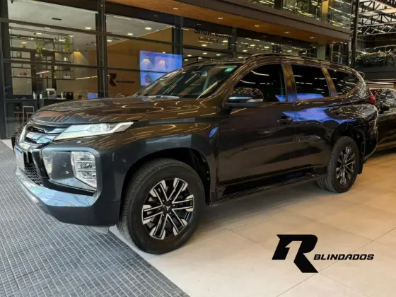 MITSUBISHI PAJERO SPORT 2.4 16V MIVEC TURBO DIESEL HPE-S AWD AUTOMÁTICO MITSUBISHI PAJERO SPORT 2.4 16V MIVEC TURBO DIESEL HPE-S AWD AUTOMÁTICO