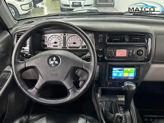 MITSUBISHI-PAJERO SPORT-2010