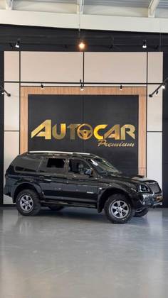 MITSUBISHI PAJERO SPORT 3.5 HPE 4X4 V6 24V GASOLINA 4P AUTOMÁTICO
