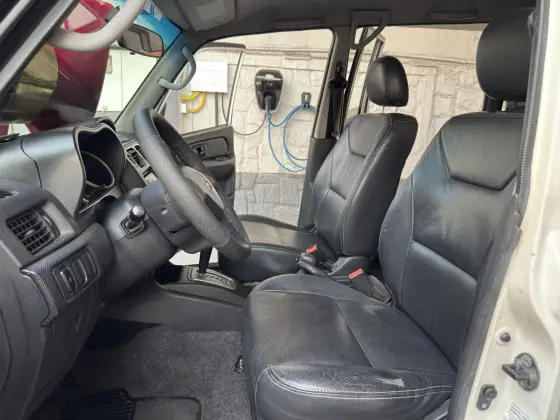 MITSUBISHI PAJERO TR4 2.0 4X4 16V 140CV FLEX 4P AUTOMÁTICO
