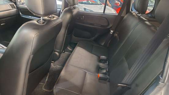 MITSUBISHI-PAJERO TR4-2.0 4X2 16V 140CV FLEX 4P AUTOMÁTICO MITSUBISHI-PAJERO TR4-2012