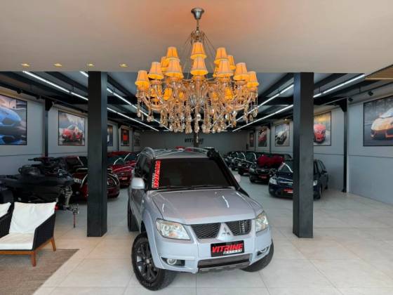 MITSUBISHI PAJERO TR4 2.0 4X4 16V 140CV FLEX 4P AUTOMÁTICO