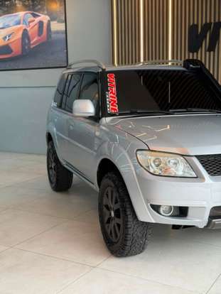 MITSUBISHI-PAJERO TR4-2011