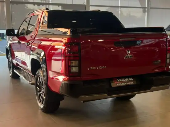 MITSUBISHI-TRITON-2.4 BITURBO DIESEL CD KATANA 4X4 AUTOMÁTICO MITSUBISHI-TRITON-2025