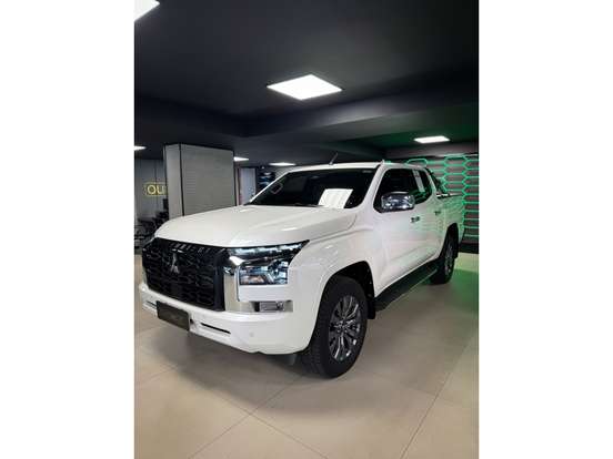 MITSUBISHI-TRITON-2.4 BITURBO DIESEL CD HPE-S 4X4 AUTOMÁTICO MITSUBISHI-TRITON-2025