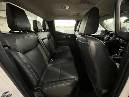 MITSUBISHI-TRITON-2025