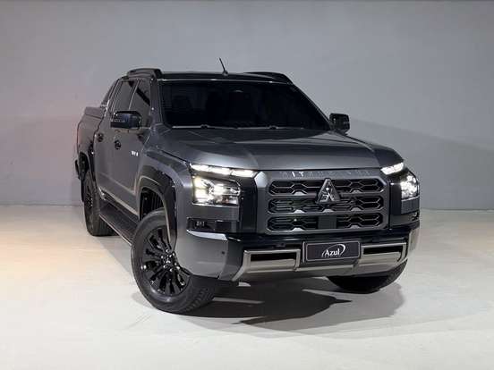 MITSUBISHI-TRITON-2025