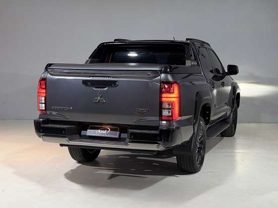 MITSUBISHI-TRITON-2.4 BITURBO DIESEL CD KATANA 4X4 AUTOMÁTICO MITSUBISHI-TRITON-2025