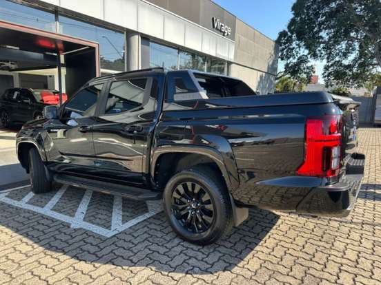 MITSUBISHI-TRITON-2025