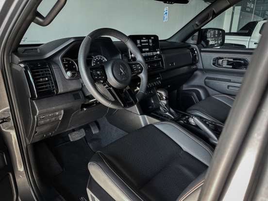 MITSUBISHI-TRITON-2025