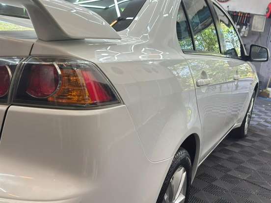 MITSUBISHI-LANCER-2.0 HLE 16V GASOLINA 4P AUTOMÁTICO MITSUBISHI-LANCER-2015