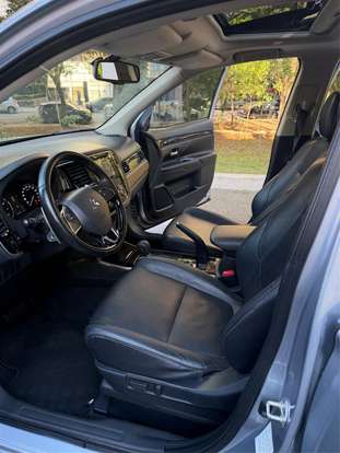 MITSUBISHI-OUTLANDER-2016