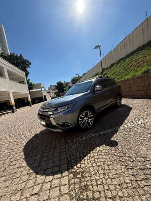 MITSUBISHI-OUTLANDER-2015