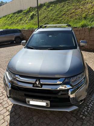 MITSUBISHI-OUTLANDER-2015