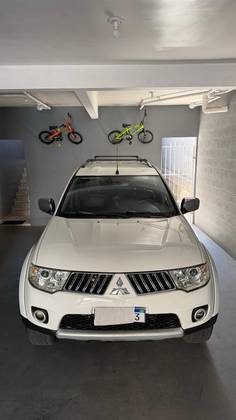 MITSUBISHI PAJERO DAKAR 3.5 HPE 7 LUGARES 4X4 V6 24V FLEX 4P AUTOMÁTICO